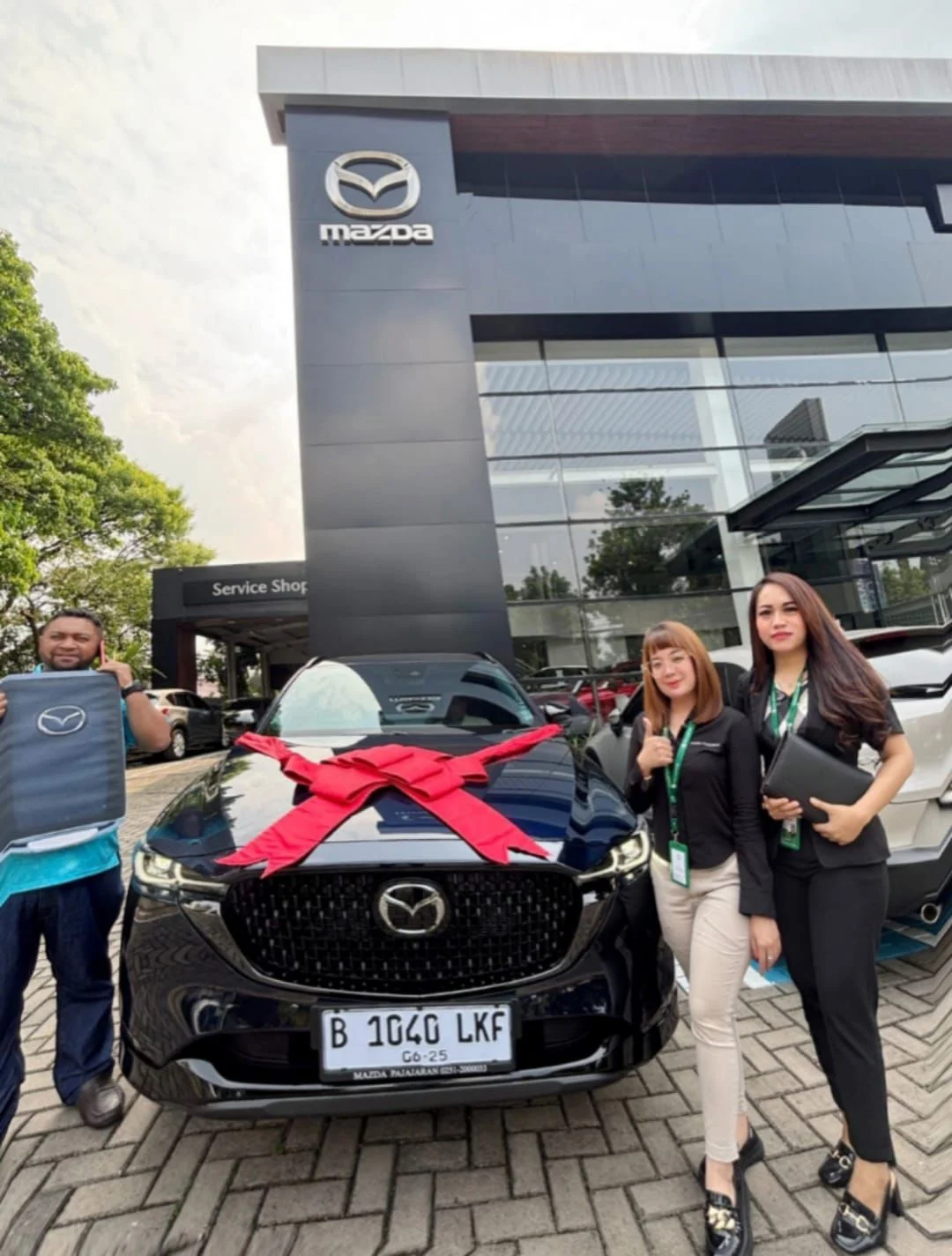 Serah terima Mazda CX-30 Depok – dealer Mazda Jabodetabek